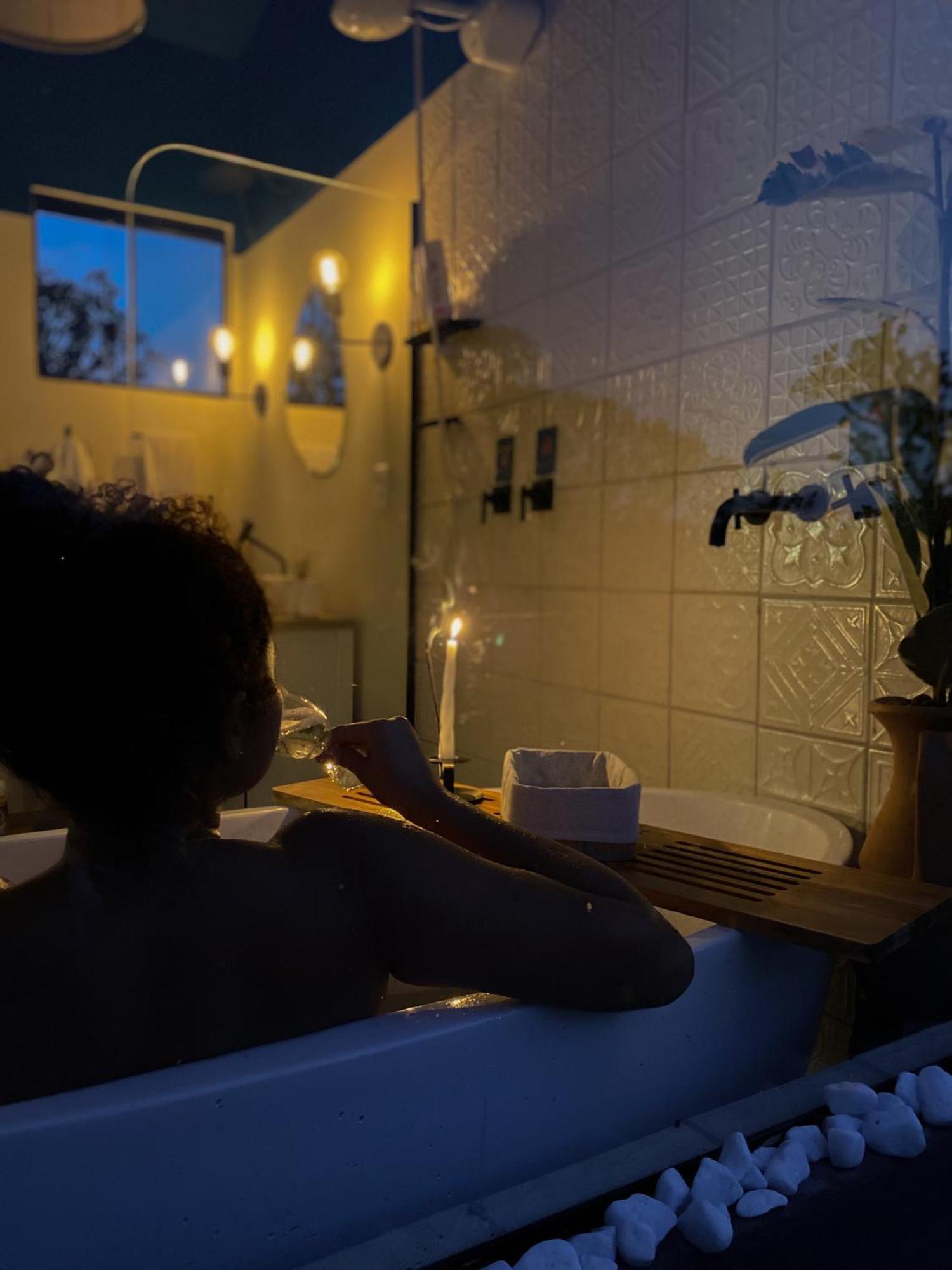 Banheira E Rio Particular Em Apartamento Alto Paraíso de Goiás