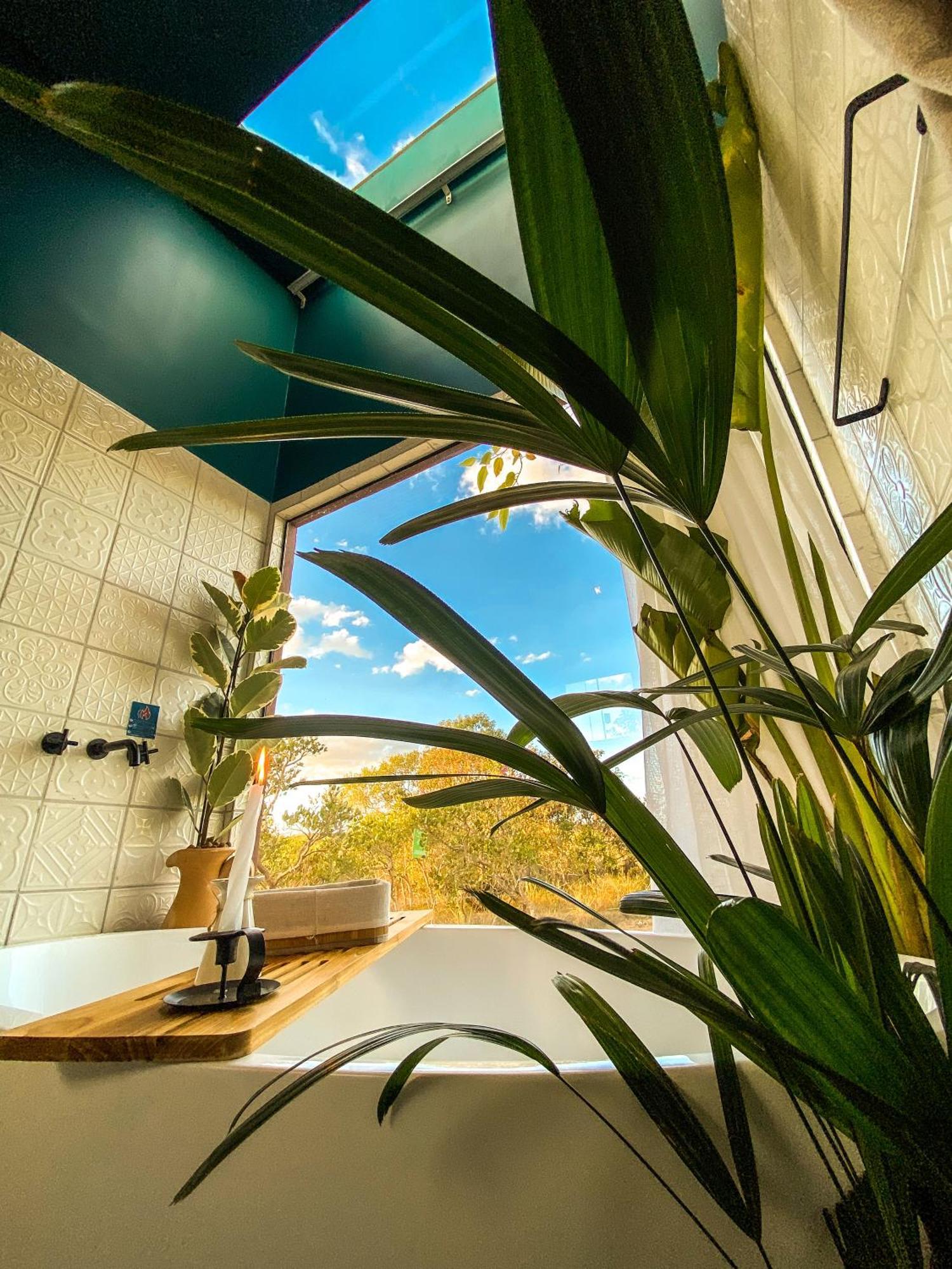 Apartamento Banheira E Rio Particular Em *